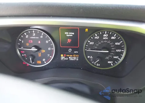 2024 Subaru Ascent Premium 7-Passenger z USA, uszkodzony, nr VIN 4S4WMAED8R3422301